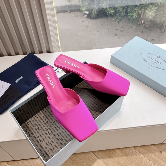 Prada French bun half mop square silk slippers - Picture 5 of 9